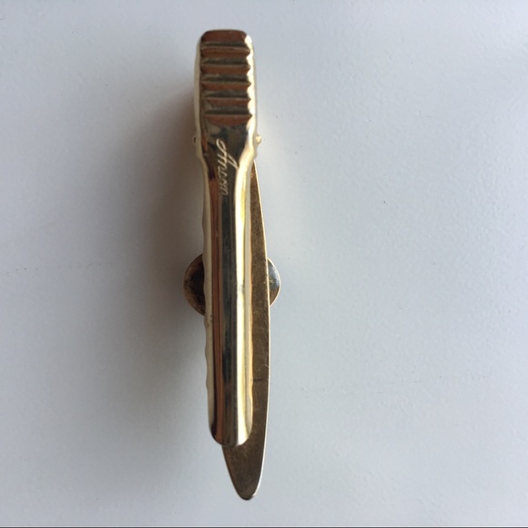 Vintage cameo tie bar / tie clip - Picture 3 of 5